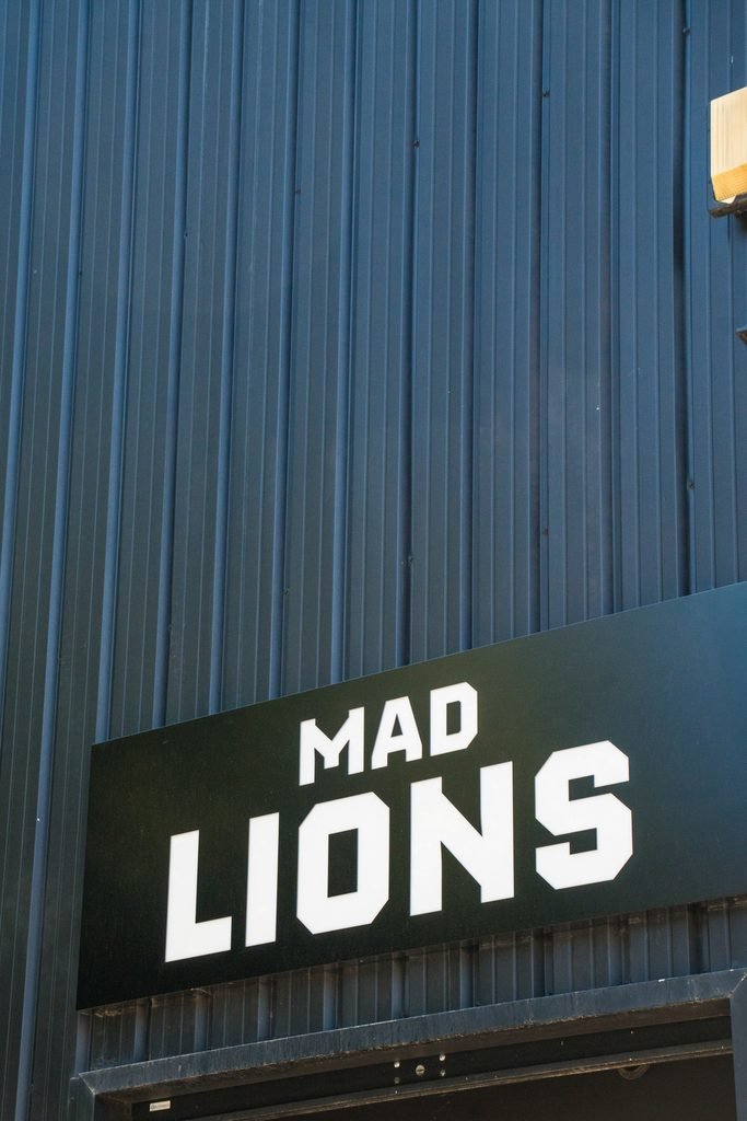 Exterior de la nave de Mad Lions Training Club en Azuqueca de Henares – foto 5
